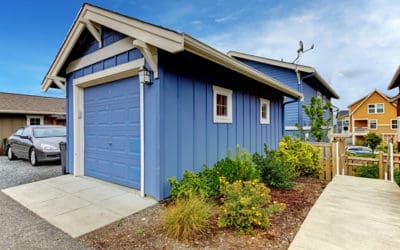 Deciding on a Detached vs. Attached Garage