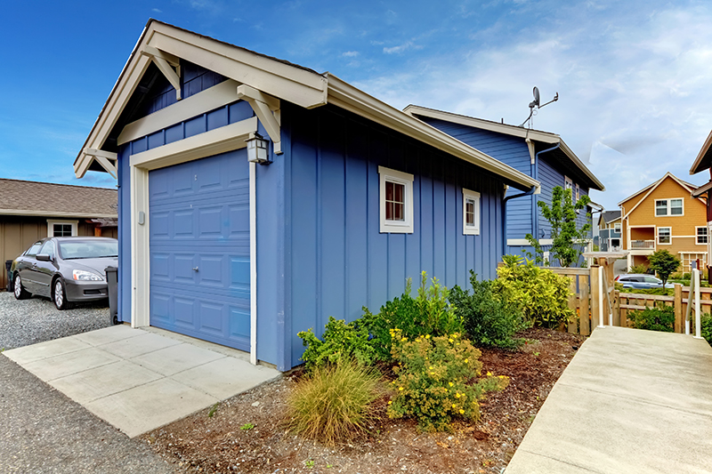 Blue Cottage style Garage